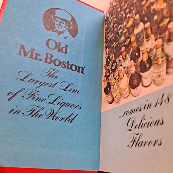 1974 Mr. Boston Deluxe Official Bartender's Guide - Picture 5 of 12